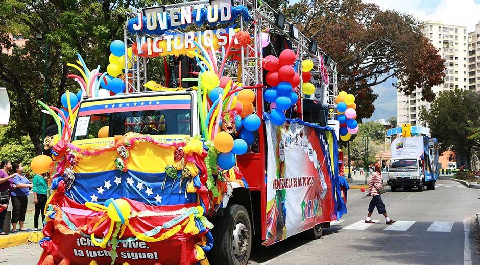 VENEZUELA--Desfile-y-concierto-en-Los-Pr-ceres-para-cerrar-Carnaval