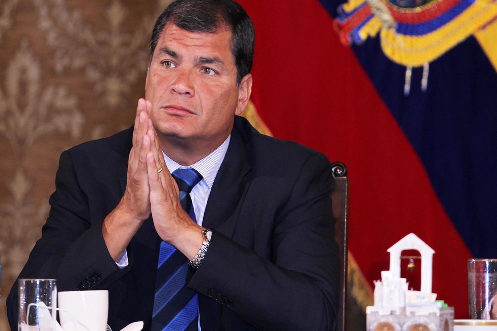 Ecuador-Rafael-Correa-Unidos-desconfianza_LNCIMA20140205_0129_28