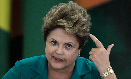 Dilma-Rousseff-Do-I-look--010