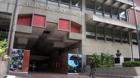 Sede-Biblioteca-Nacional-Venezuela-Caracas_NACIMA20131202_0124_19