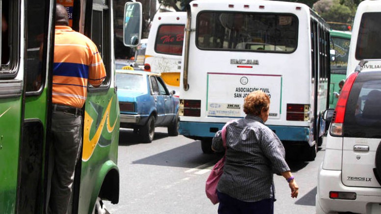 Transporte-Publico-Caracas-Venezuela-Buses-4-800x533-1-777x437