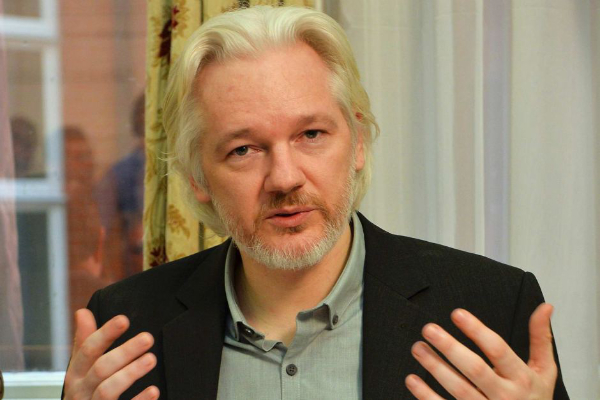 julian_assange