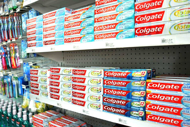 Supermercados-Productos-Pasta-Dental-Colgate-800x533-001