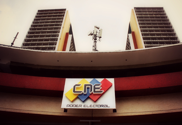 6-consideraciones-sobre-la-solicitud-del-CNE-de-paridad-de-géneros-por-José-Ignacio-Hernández-640