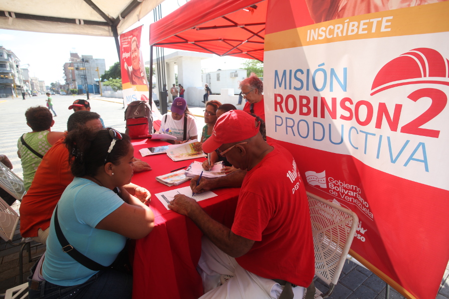 MinMujer - Noticias - 2015-12-13 21-25-47 - Gladys Requena- En esta nueva etapa la Misión Robinson Productiva atenderá a más de un millón de venezolanos_4