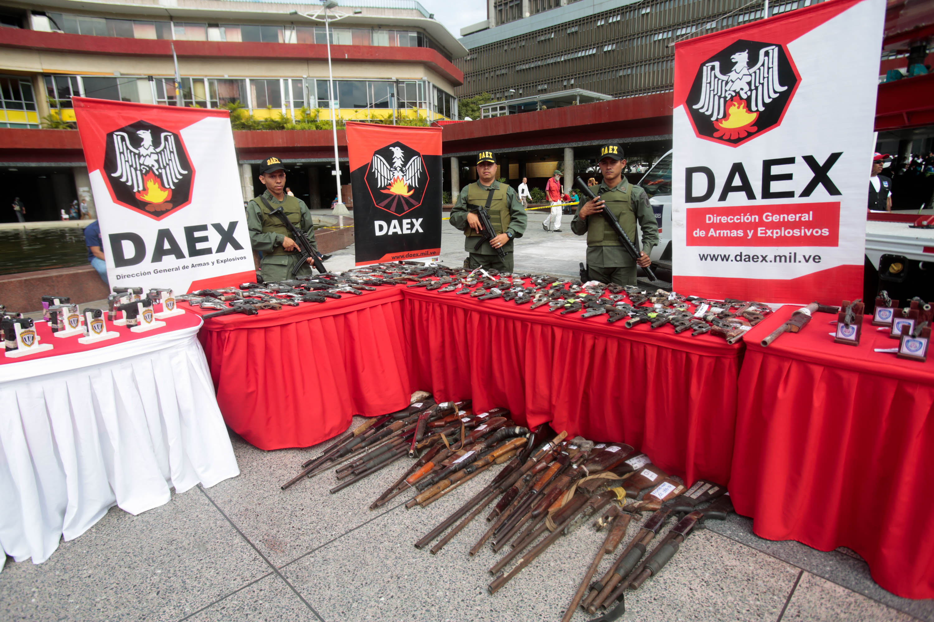Inutilizadas 3 mil 132 armas de fuego en la Semana Internacional del Desarme (2)
