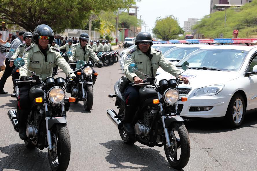 Dotación-de-motocicletas-y-patrullas-2