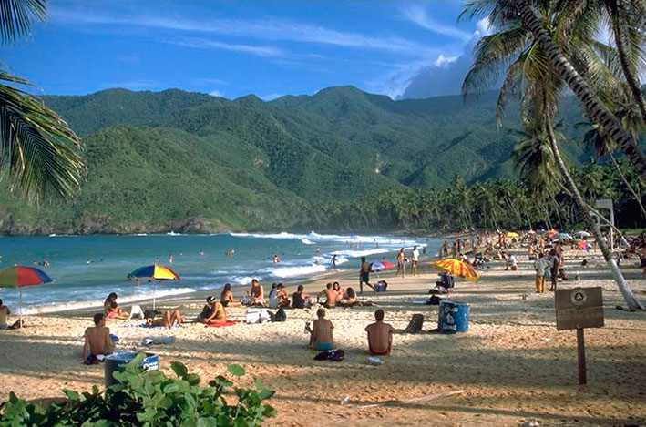 Mejores-playas-de-Venezuela-Playa-Grande