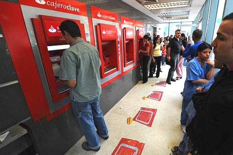 CAJEROS-EN-Venezuela-banco