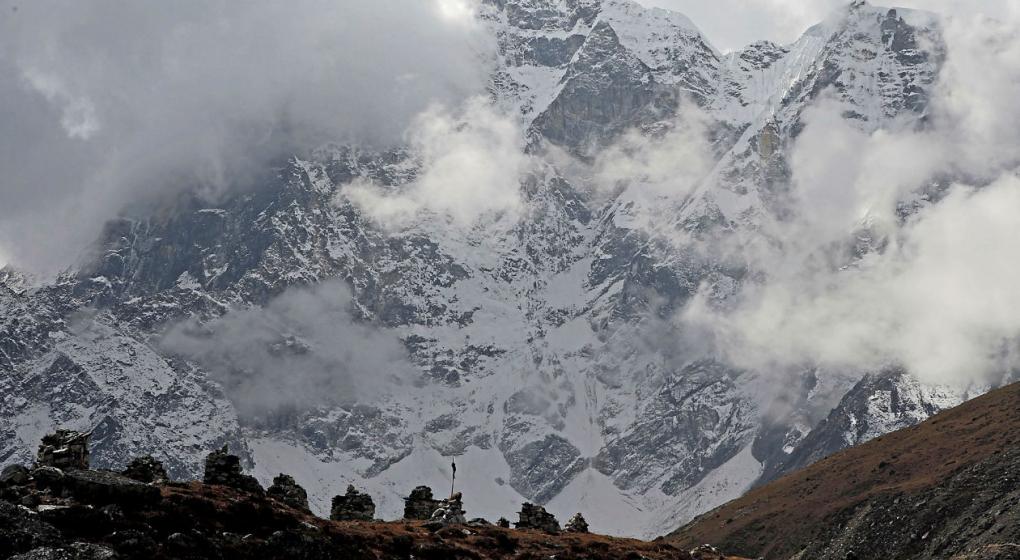 al-menos-7-alpinistas-fallecidos-por-alud-de-nieve-en-nepal