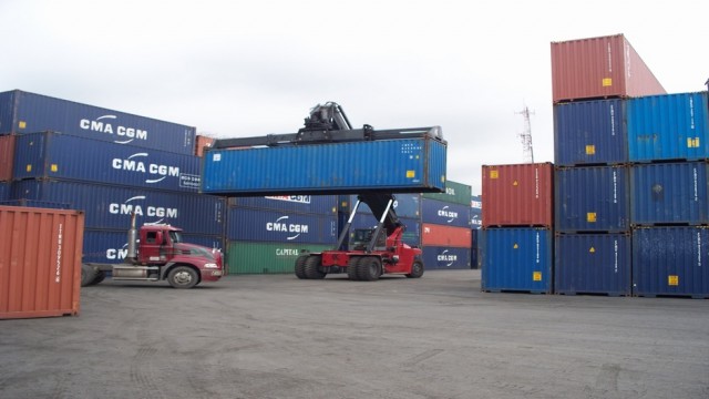 container1-640x360
