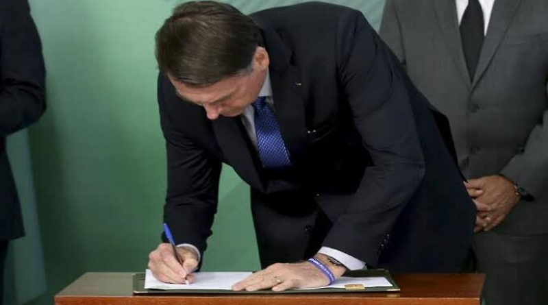 Bolsonaro-firma-decreto-para-privatizar-Casa-de-la-Moneda-de-Brasil