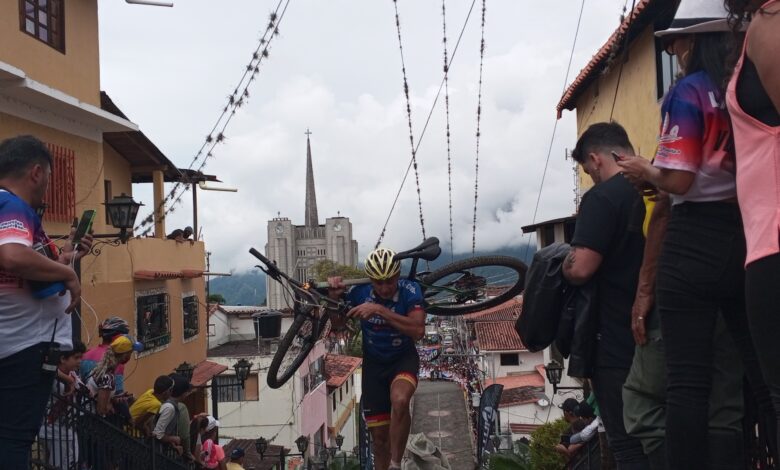 La Azulita coronó a los reyes del Mountain Bike de Venezuela