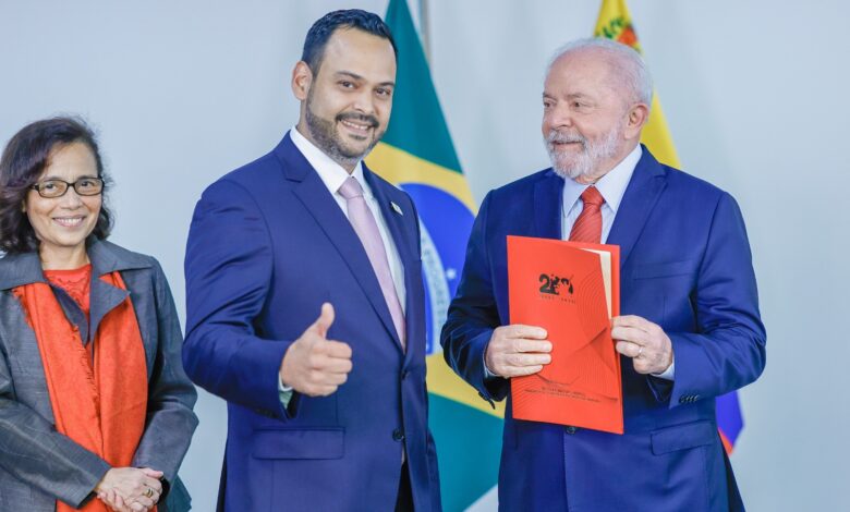 Embajador designado de Venezuela ante Brasil entregó Cartas Credenciales al Presidente Da Silva