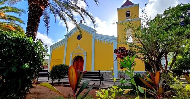 Pueblo de San Juan Bautista recibe iglesia renovada de cara a su centenario