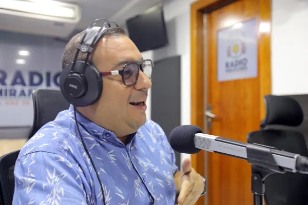 La radio: protagonista de la inclusión del pueblo en el nuevo modelo de gobierno del comandante Chávez