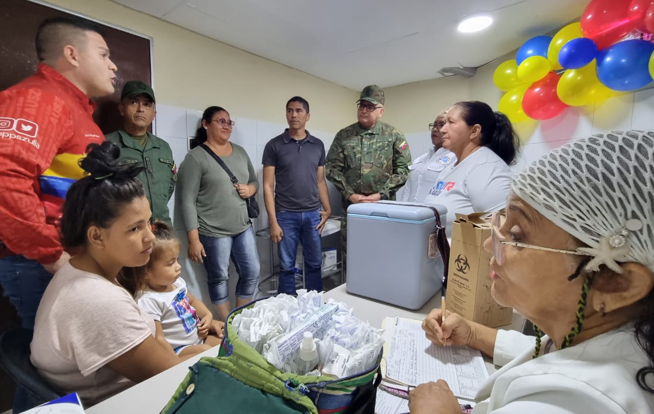 Maracaibo: Bricomiles rehabilitan Consultorio Médico Popular Puntica de Piedra