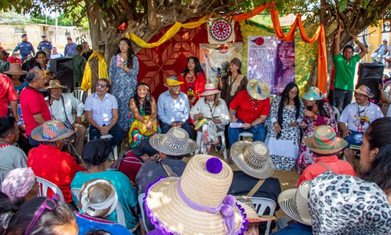 Zulia: Buen Gobierno activo dotación para las escuelas y asamblea indígena